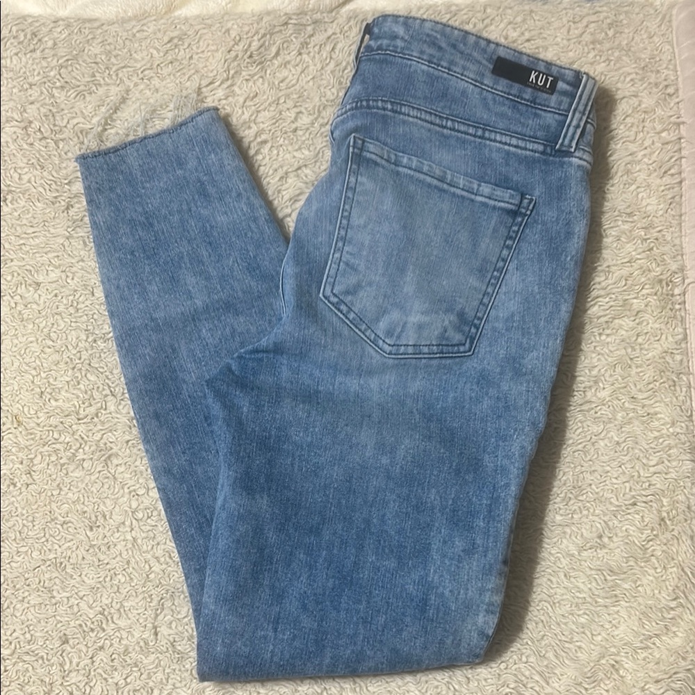 KUT from the Kloth Connie Light Wash Denim Jeans Women’s 6